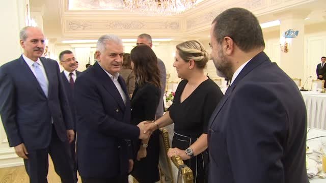 Başbakan Binali Yıldırım, Medya Temsilcileriyle İftarda Bir Araya Geldi