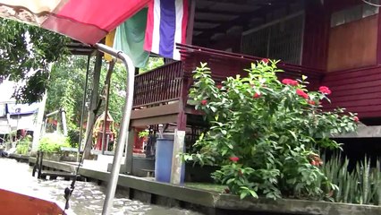 Floating Market, 100km outside Bangkok, Thailand 3 of 3