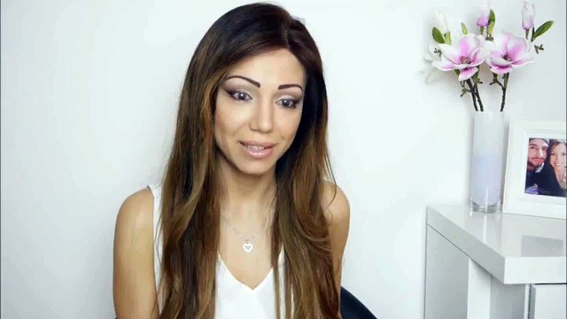 Izgleda kao sasvim obična djevojka. Kada skine šminku, njena realnost izlazi na vidjelo. ŠOK!