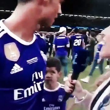 Cristiano Ronaldo KISS his girlfriend Georgina Rodriguez after winning the Uefa Champions League