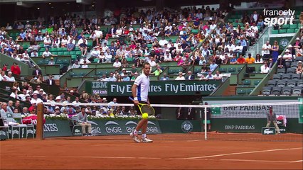 Roland-Garros 2017 : Gasquet et Monfils se rendent coups pour coups sur le Chatrier ! (5-7, 2-2)