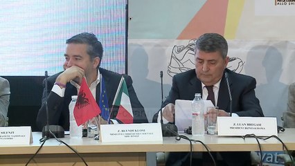 Lazarati, këpucë pas hashashit - Top Channel Albania - News - Lajme