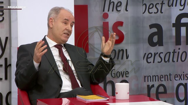 Експерти: Влада може да се формира и без Иванов да додели мандат