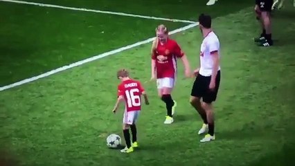 Michael Carrick Gets Surprised by His Own Son! 😂