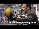 julio cesar chavez working double end bag top shape - EsNews Boxing