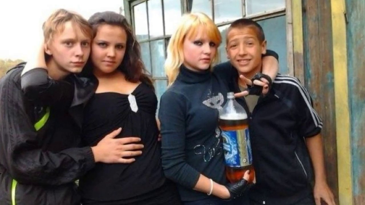 FUNNY COMPILATION OOPS RIGHT MOMENT PICS  RIGHT MOMENT PICS