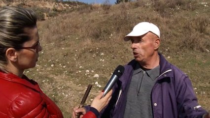 Tải video: BOOM denoncon dramën e fshatit që jeton mbi naftë dhe pa ujë e pa mjek(Emisioni i plotë 3.3.2017)