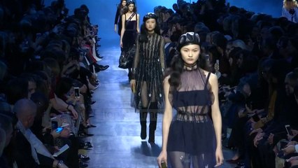 Dior i rikthehet ngjyrës së preferuar - Top Channel Albania - News - Lajme