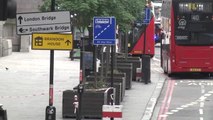 Londra Köprüsü'nde Polisin Olay Yeri Incelemesi