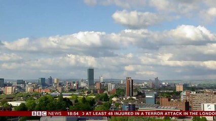 Video herunterladen: Concert hommage à Manchester: Une minute de silence observée, une séquence forte en émotion