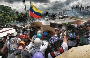 Las voces de la "resistencia" toman las calles de Caracas