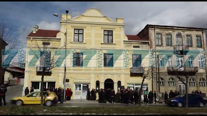 TENTOHET TE DIGJET NGA MAQEDONASIT SHTEPIA E ALFABETIT SHQIP NE MANASTIR - News, Lajme - Kanali 7