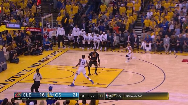 Stephen Curry Doing Stephen Curry Things - Cavaliers vs Warriors - Game 2 - NBA Finals - 04.06.2017