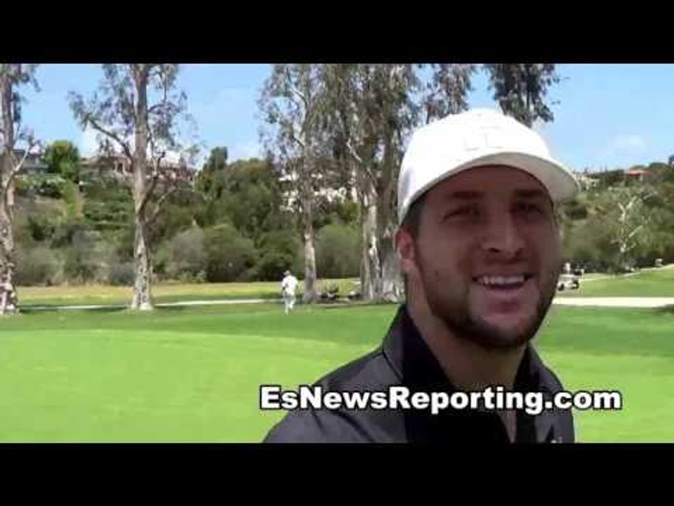 Tim Tebow (Born In Philippines) Is A Big Manny Pacquiao Fan - EsNews Boxing