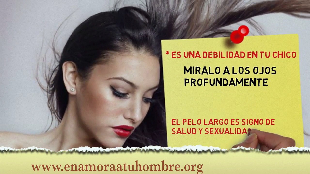 8 gestos femeninos que aman los hombres