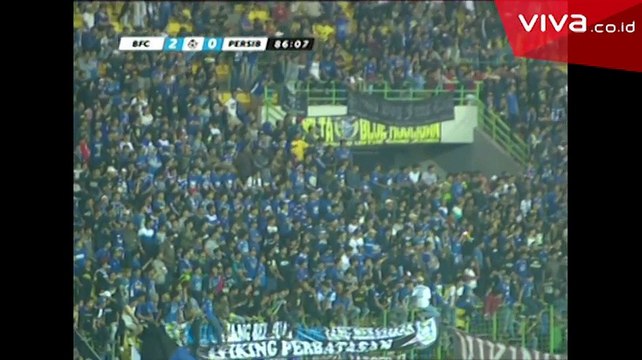 Masuk Lapangan, Aksi Memalukan Bobotoh di Pekan Ke-9 Liga 1