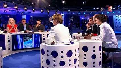 Ségolène Royal recadre Vanessa Burggraf qui affirme qu'elle a fait travailler son fils Thomas Hollande pour elle