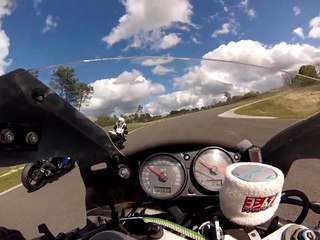 Quelques tours avec un Gex blanc et un R6 bleu , le 6 Mai 2017 à Saintonge niv2 ....