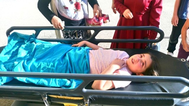 İki Grup Arasındaki Silahlı Kavgada Sıkılan Kurşun, Evinde Kitap Okuyan Merve'yi Vurdu