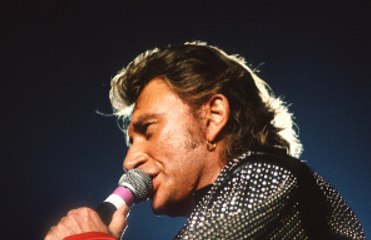 Johnny Hallyday remonte sur scène pour se "donner la pêche"