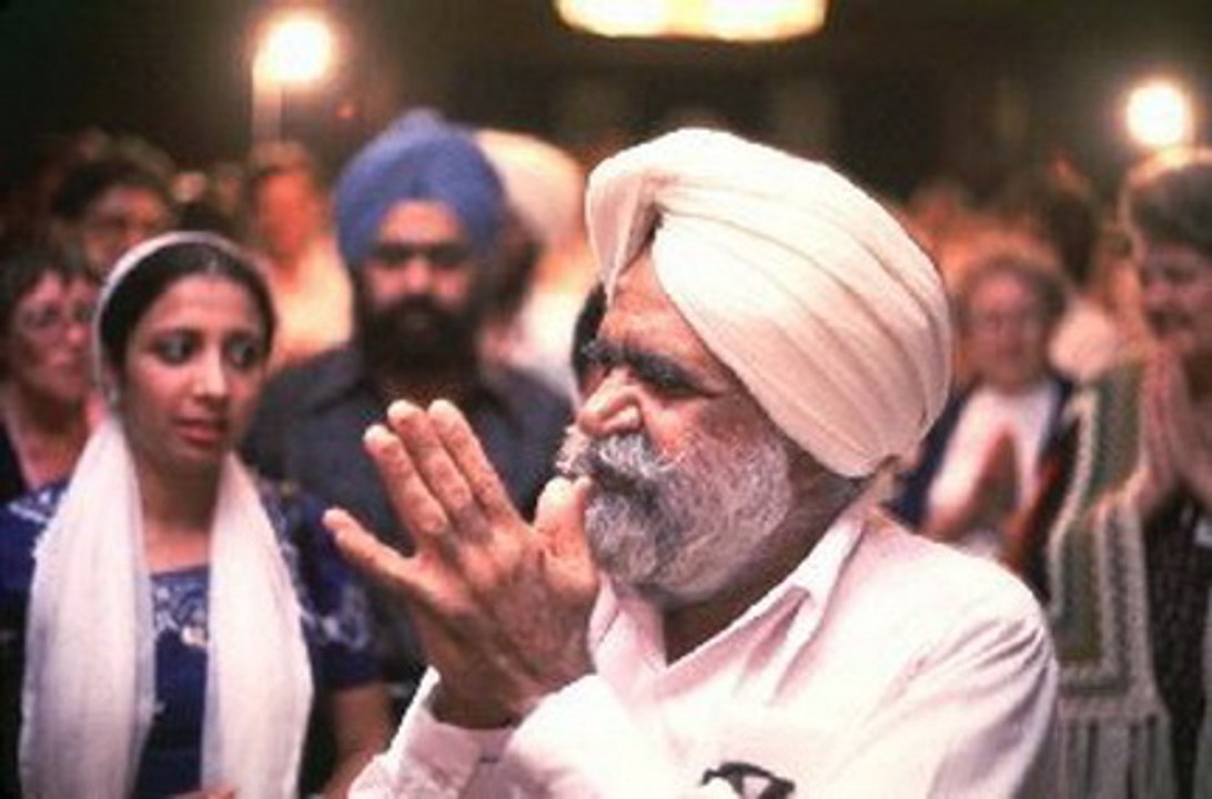 Сатсан "Любовь имеет только начало" от 30.05.2017 - день памяти ухода Учителя Сант Даршана Сингха