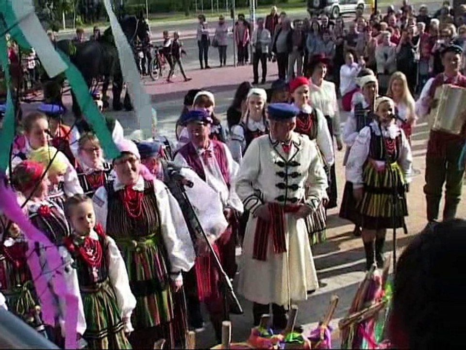 Otwórzta, otwórzta bo my przyjechali