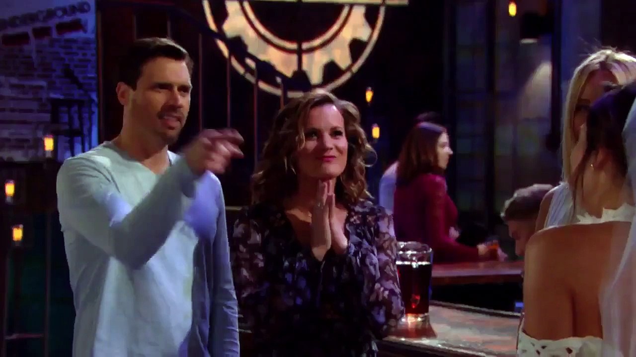 Les feux de l'amour : la température grimpe avec William, Phyllis, Michael, Cane, Lily...