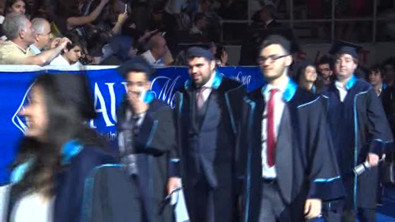 Bahçeşehir Üniversitesi 17'inci Dönem Mezunlarını Verdi