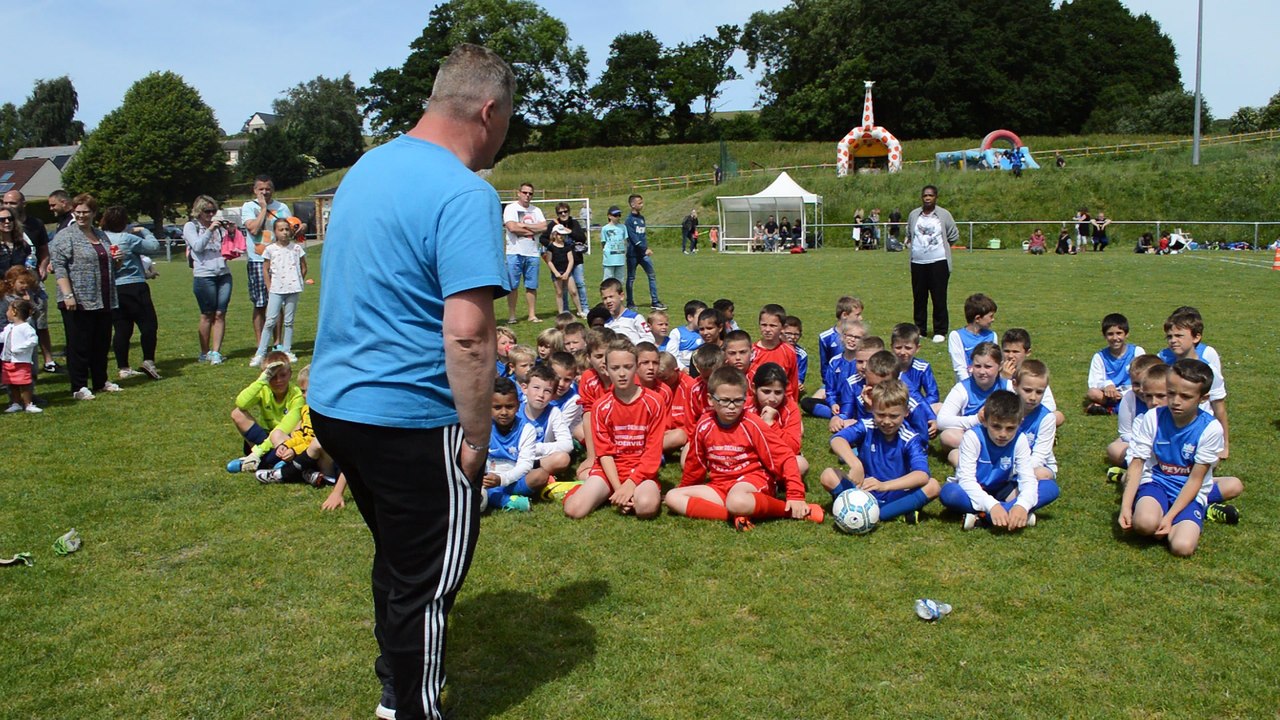 Remise medaille TOURNOI U7 U9