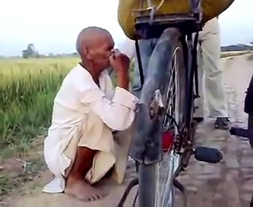 Teri dunya sy door