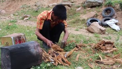 Katran Yapım Geleneğini Sürdürüyor