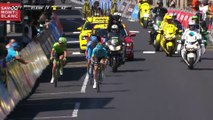 Lutsenko accélère au premier passage sur la ligne d'arrivée / Lutsenko attacks while crossing the finish line for the 1st time  - Critérium du Dauphiné 2017