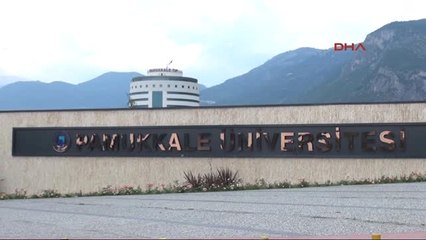 Tải video: Denizli Pamukkale Üniversitesi Rektörü'nün Eşi Istifa Etti