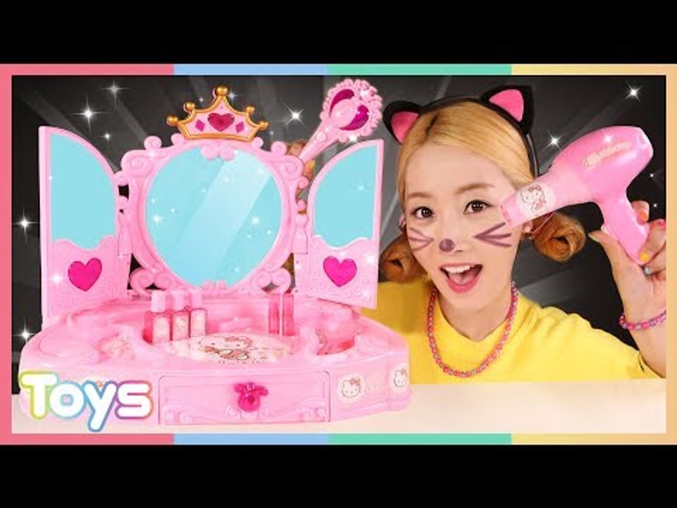 [엘리] 신데렐라가 된 엘리?! 헬로키티 화장대와 요리놀이로 파티 준비 하기 l 캐리...