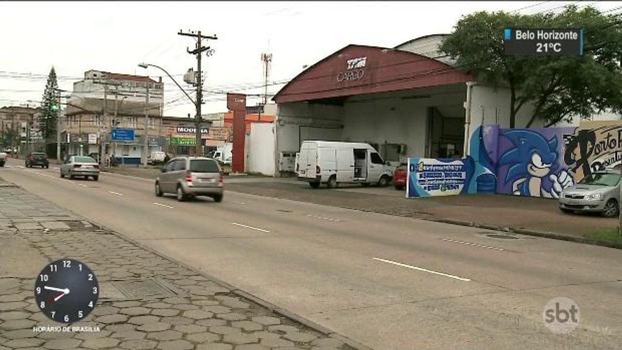 Criminosos roubam carga milionária de celulares em Porto Alegre