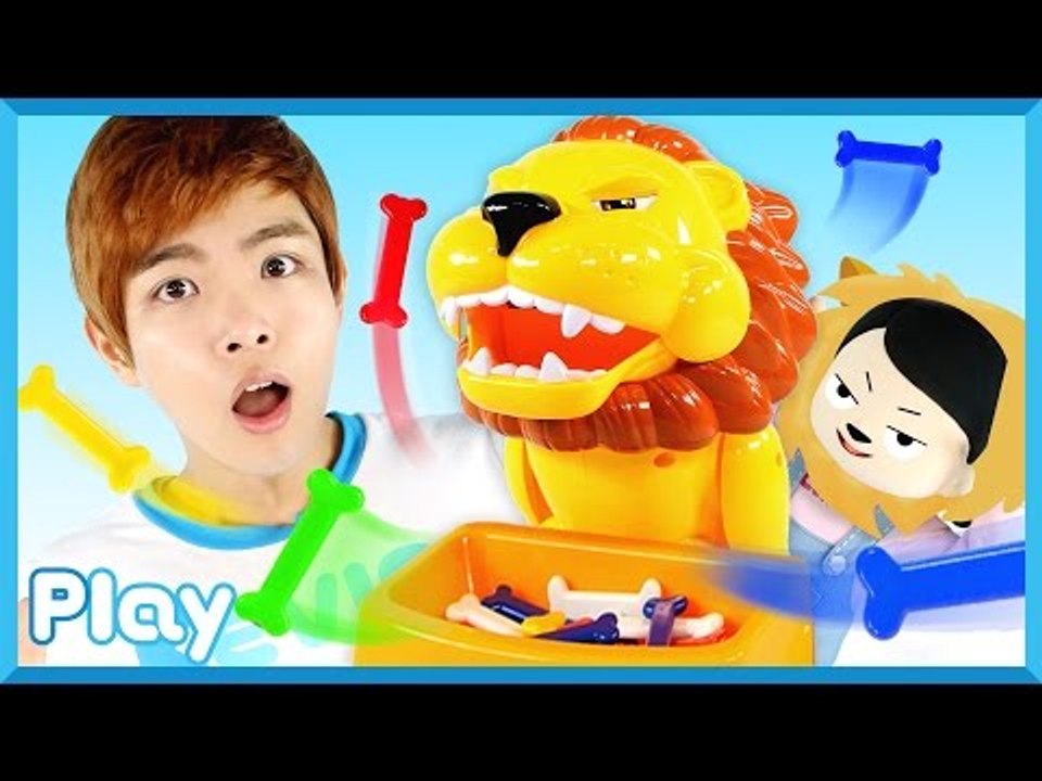 캐빈과 꼬마 캐리의 어흥 사자 조심 보드게임 대형 뿅 망치 벌칙 대결 l 캐리앤 플레이