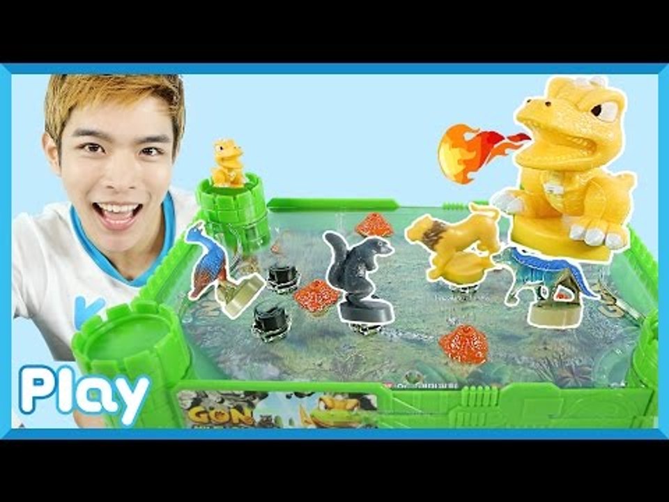 캐빈과 꼬마 캐리의 곤 배틀 아레나 보드게임 대결 놀이 | 캐리앤 플레이