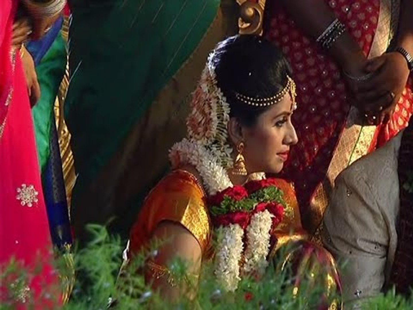 Anushree Sex - Anchor Anushree seen in bridal look during a movie shoot at Udupi - video  Dailymotion