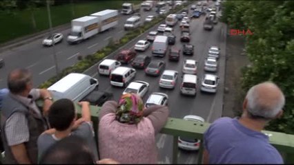 Bağcılar'da Zincirleme Kazada 10 Araç Birbirine Girdi Yaralılar Var 3