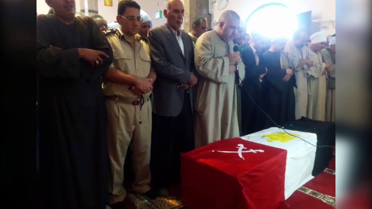 سوهاج تودع شهيد سيناء فى جنازة عسكرية بجرجا