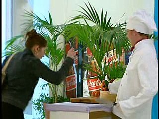 Just.for.laughs.gags-1105-It.Slices.It.Dices