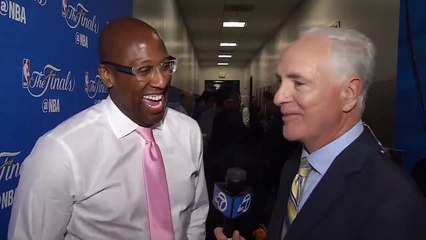 L'arbitre Tony Brothers kiffe moyennement la blague de Mike Brown