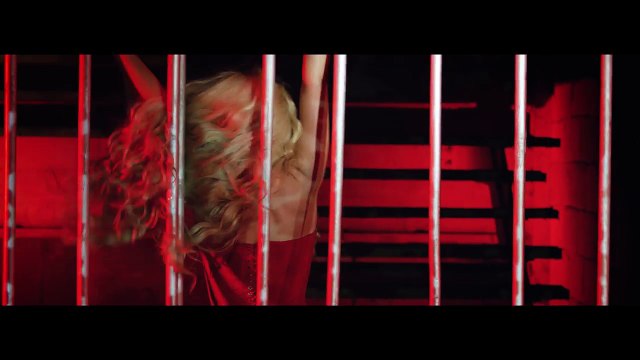 VUK MOB feat. TEODORA - HIJENA (OFFICIAL VIDEO)