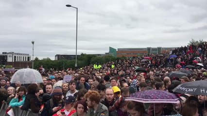 Thousands Turn Out for Jeremy Corbyn Rally in Gateshead