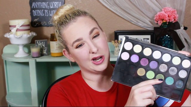 DIY Duochrome Highlighter | How to make your own Holographic Makeup