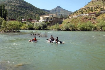 Dağda Operasyon, Eteklerinde Amatör Rafting