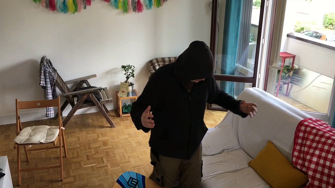 L'homme qui allait au fond du couloir