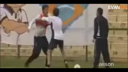 Combats de football / Moments de colère