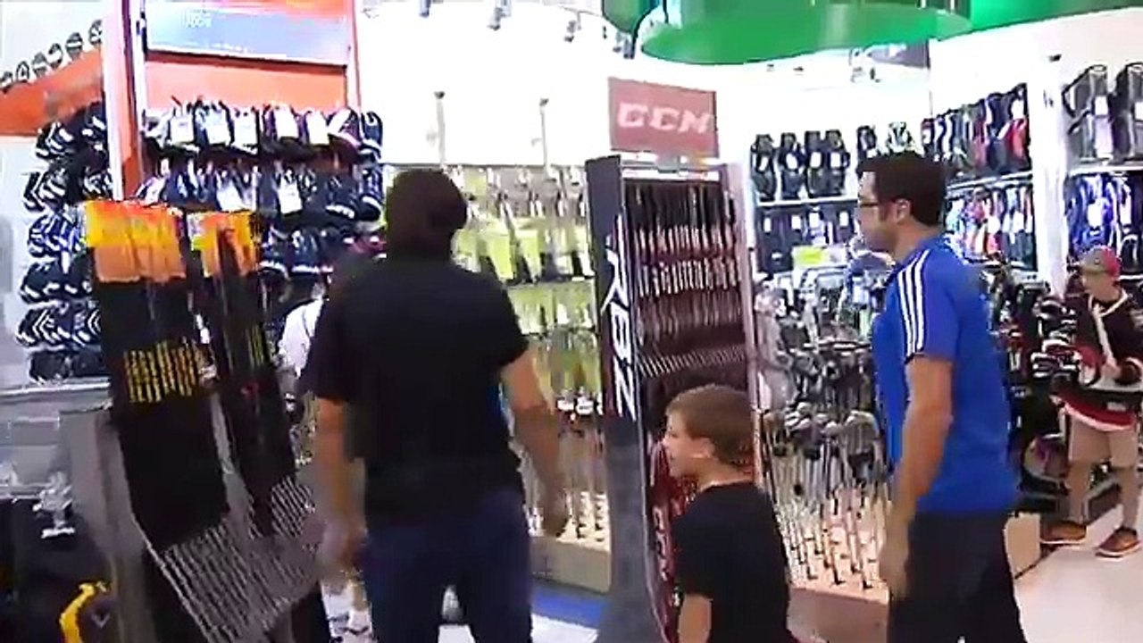 246.Ottawa Senators Shop With a Pro - Sport Chek