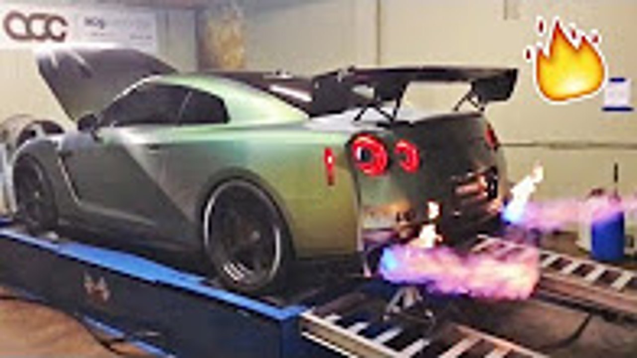 MY GTR SPITS 5FT FLAMES!!! --not photoshopped-- - YouTube